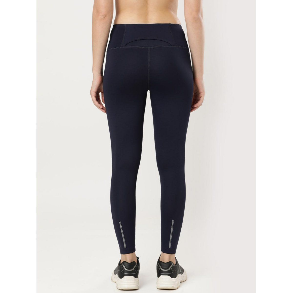 Buy Jockey 2523 Thermal Leggings With Elasticated Waistband Black M Online  at Low Prices in India at Bigdeals24x7.com