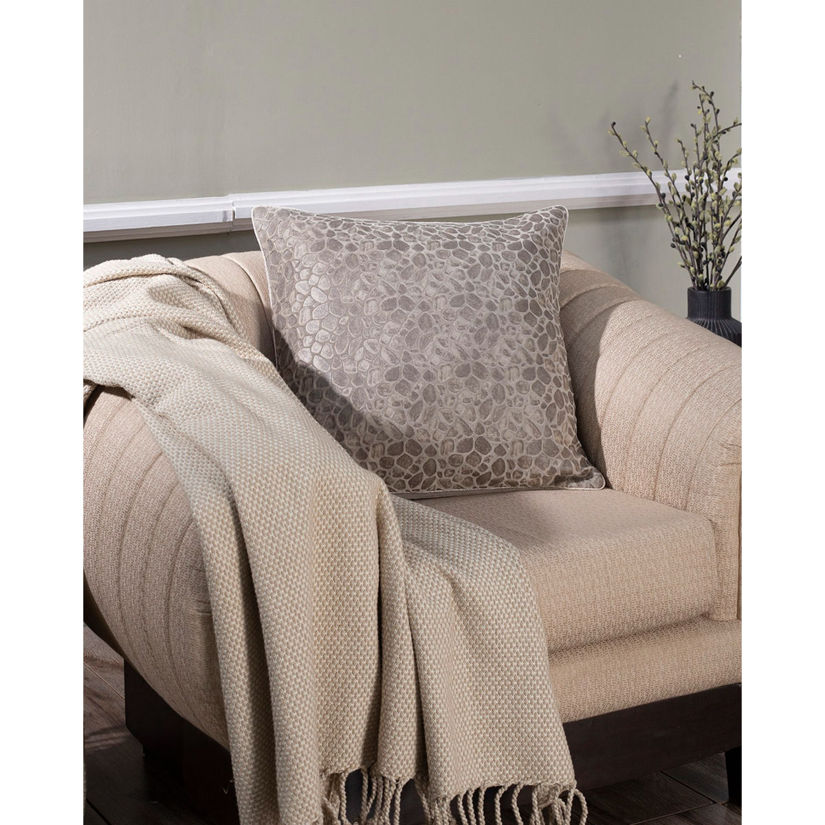 Maspar Vintage Grandeur Solid Velvet Solid Cotton Blue Medium Cushion