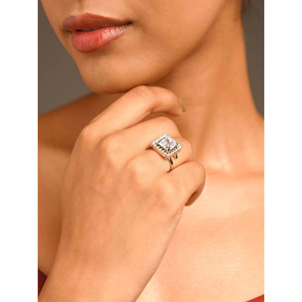 Abdesigns Enchanting Silver Plated Cubic Zircon Studded Finger Ring White
