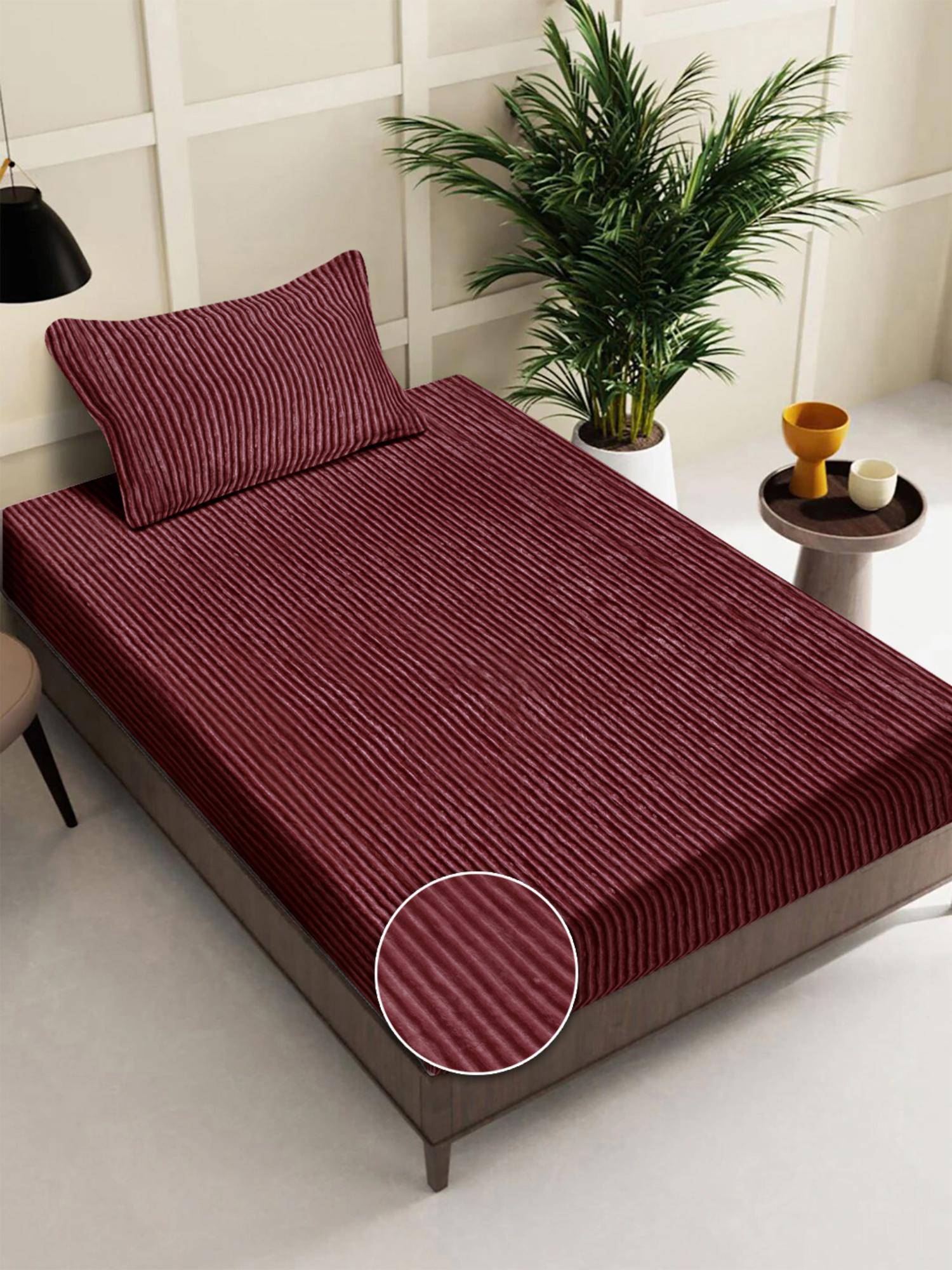FABINALIV Red Geometric Wollen Single Bedsheet with Pillow Cover (Pack of 2) (Single)