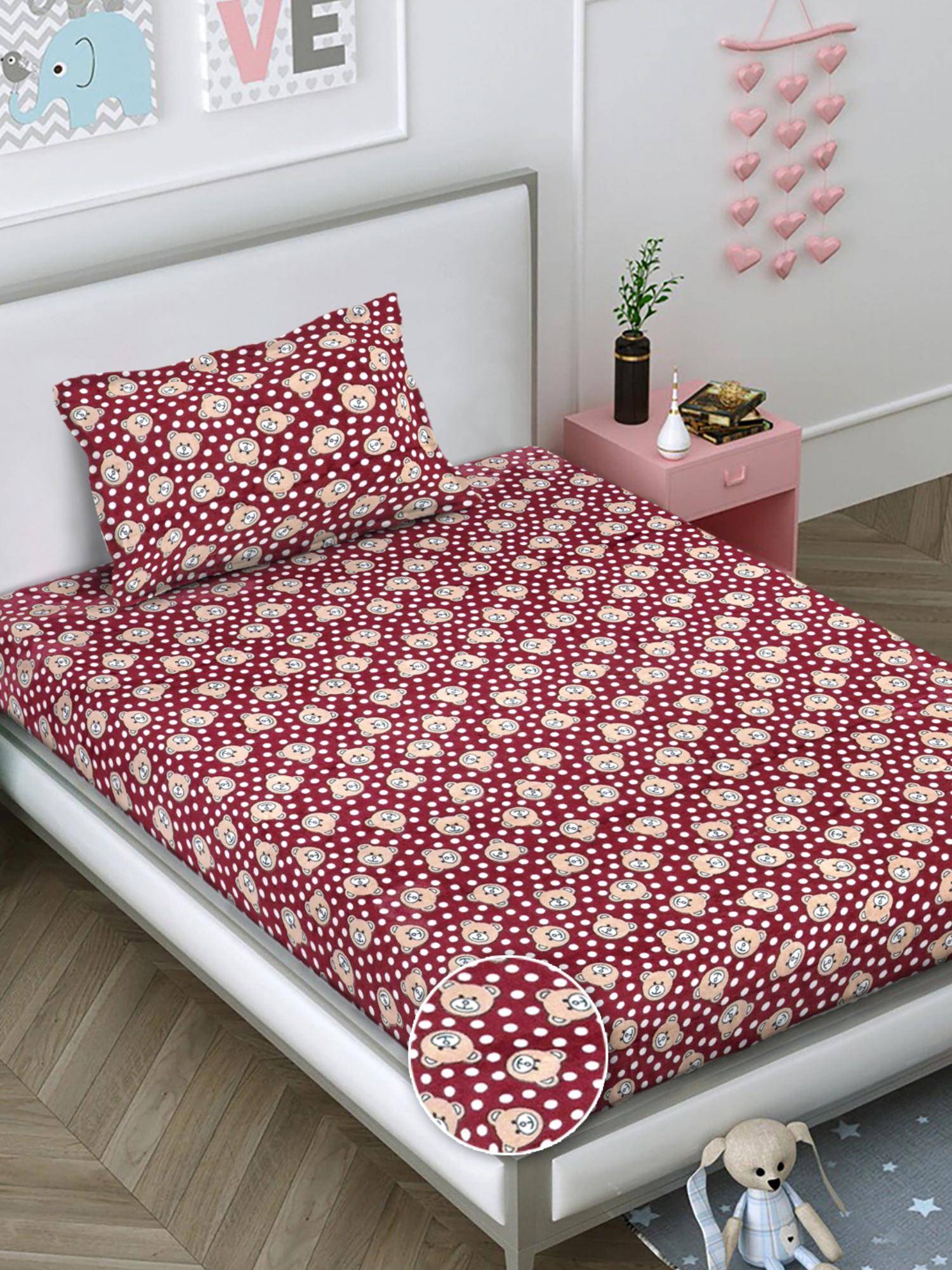 FABINALIV Red Graphic Wollen Single Bedsheet with Pillow Cover (Pack of 2) (Single)