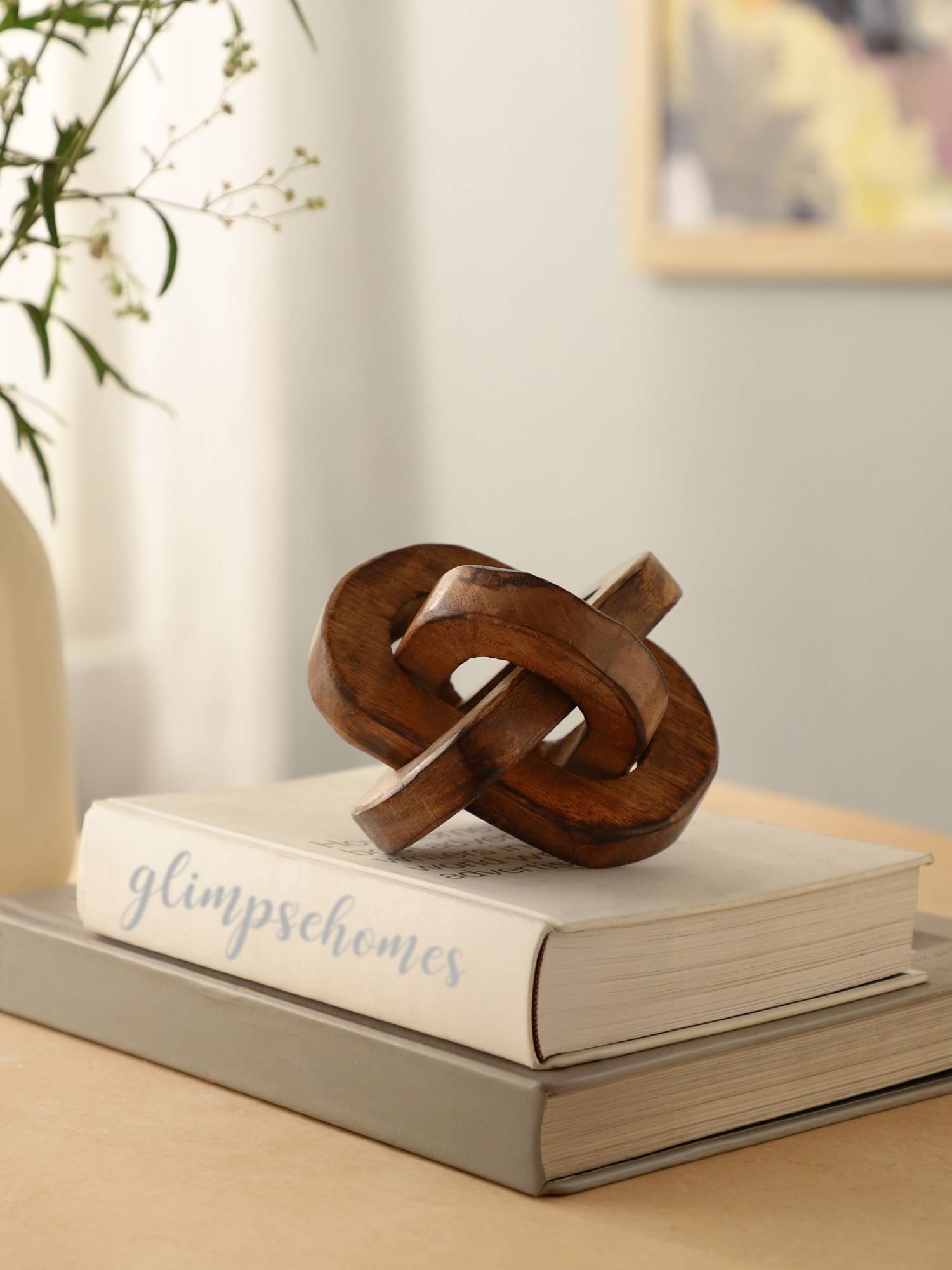 Glimpse Homes Brown Triple Knot Wooden Accent Piece