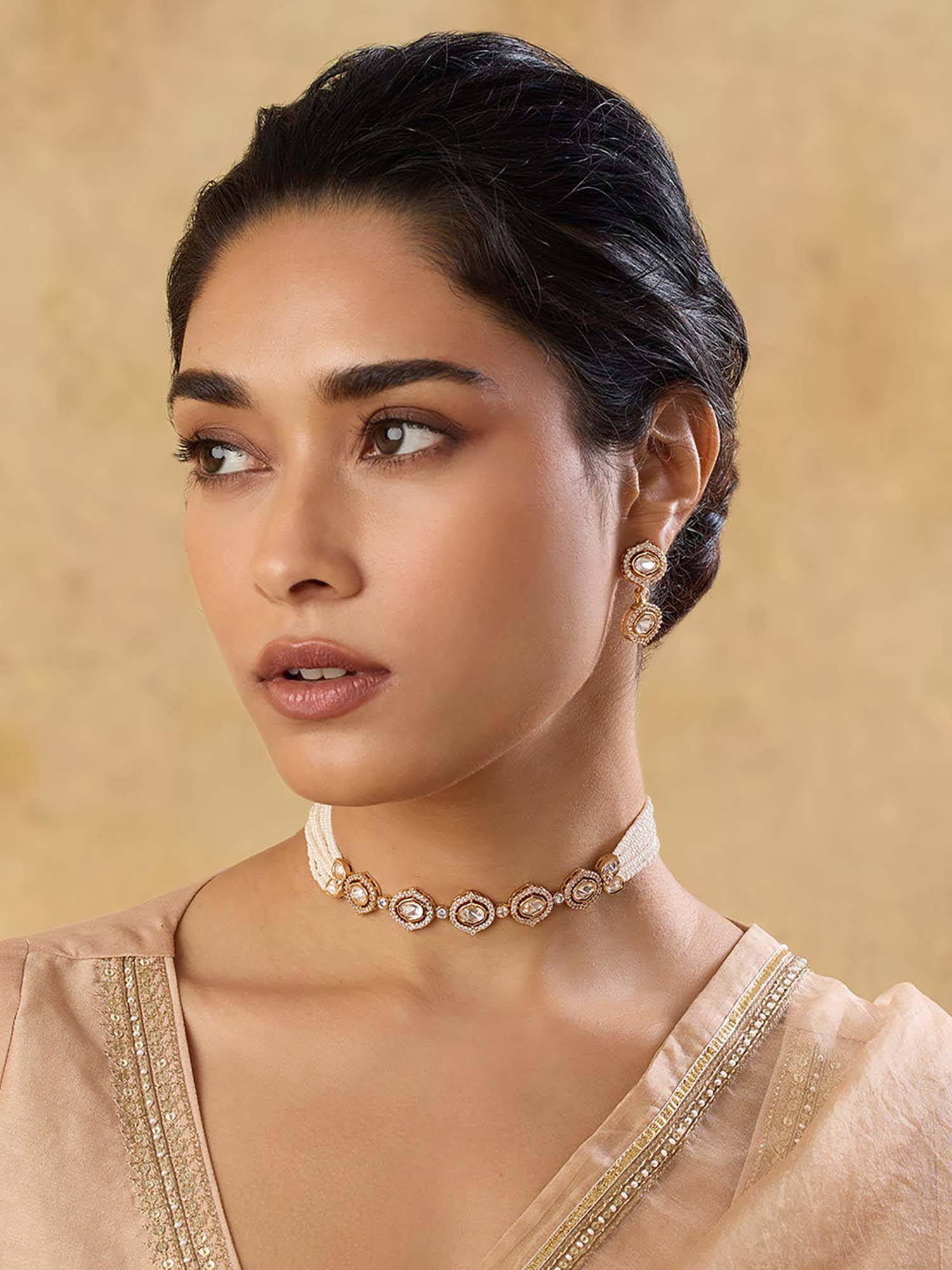 Indinoor Gold Kundan Choker Necklace Set
