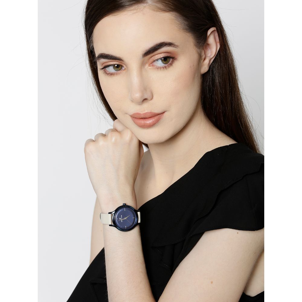 Daniel Klein Premium Women Dark Blue Watch: Buy Daniel Klein Premium ...