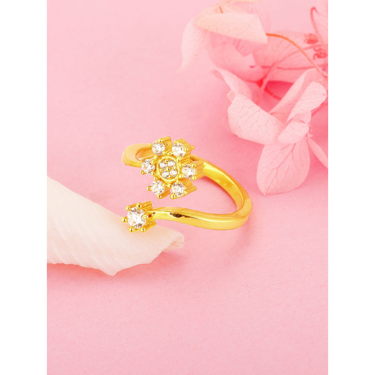 Buy GIVA Sterling Silver Anushka Sharma Golden Blooming Flower Ring Online