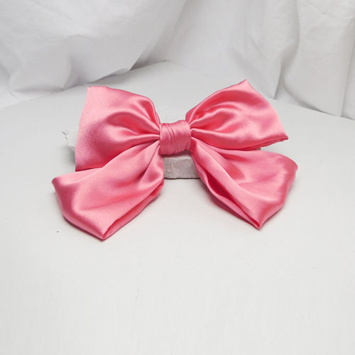 Soho Boho Studio Classic Paris Pink Hair Bow Barrette: Buy Soho Boho Studio  Classic Paris Pink Hair Bow Barrette Online at Best Price in India | Nykaa
