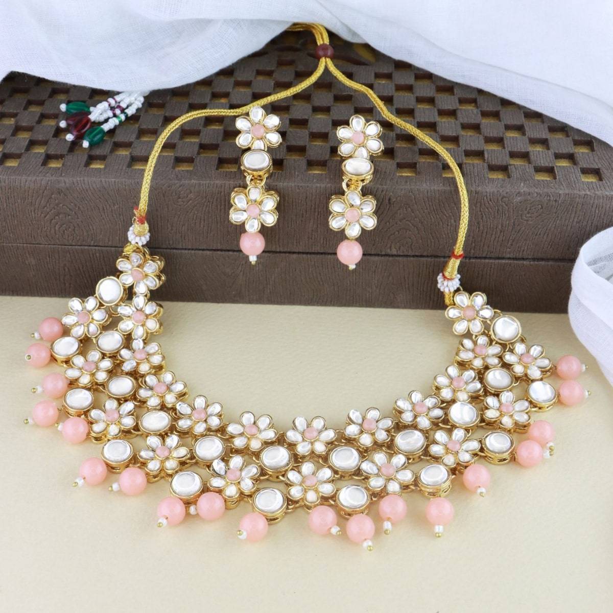I Jewels Peach Gold Plated Traditional Kundan Bridal Choker Necklace Jewellery Set