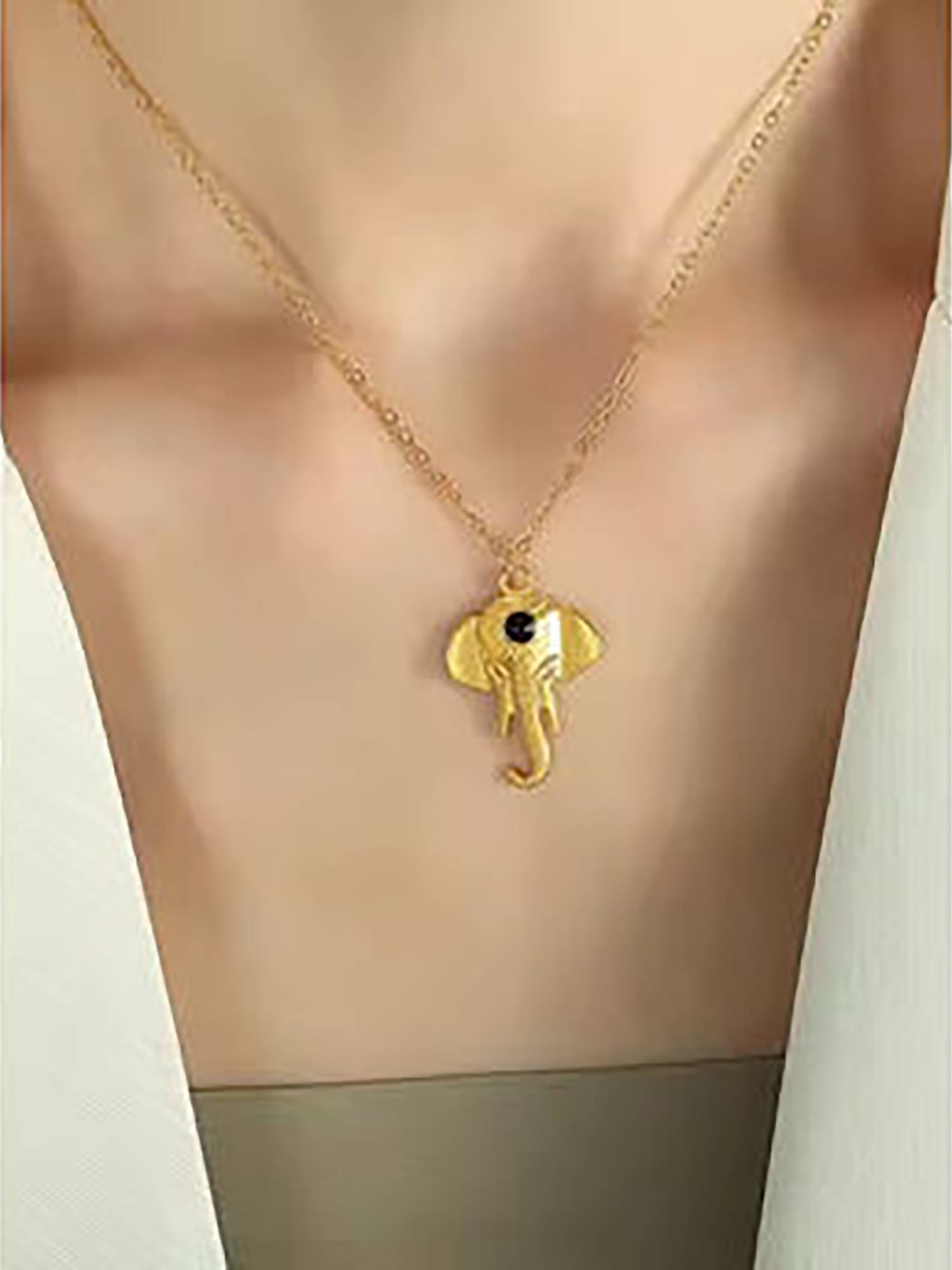 ZAISHA Lord Ganesha Pendant 18K Gold Plated Necklace