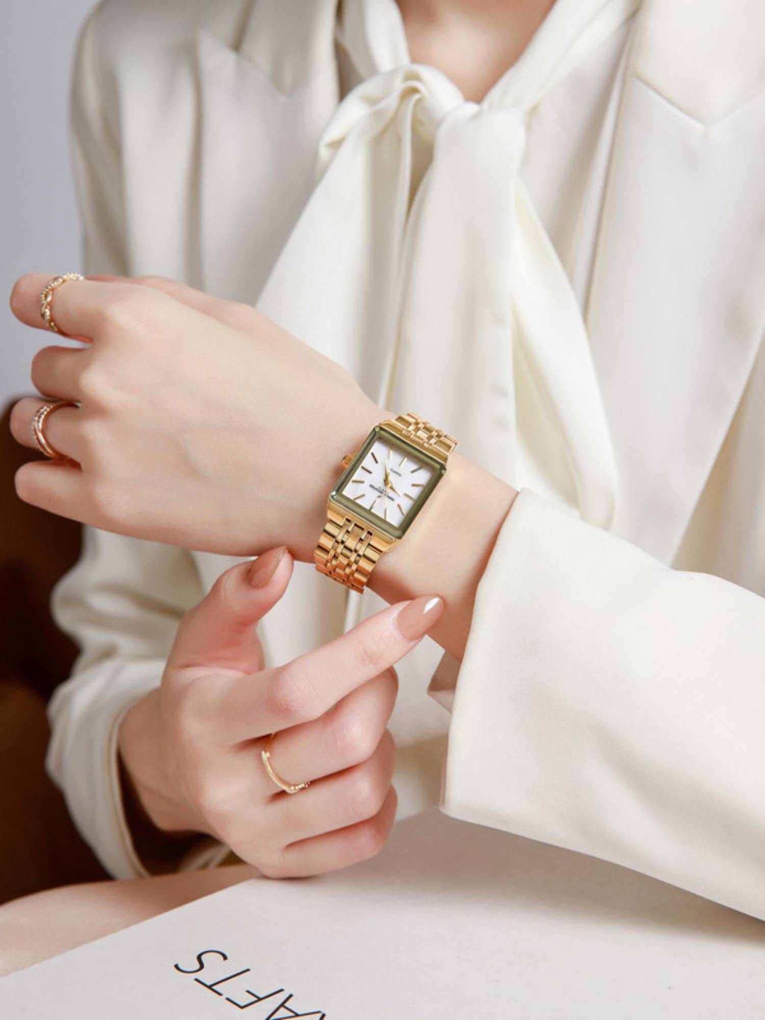 Daniel Hechter Women Gold Stainless Steel Square Dial Watch (Dhw2027-55) (M)