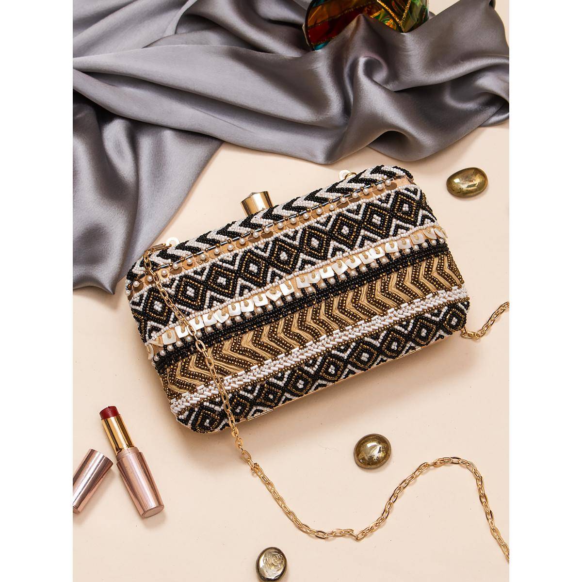 SWISNI Womens Black Embroidered Clutch