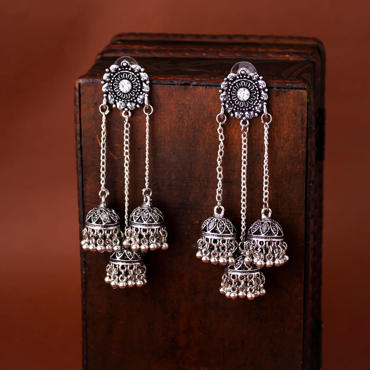 Buy Sukkhi Alluring Oxidised Chandelier Earring for Women