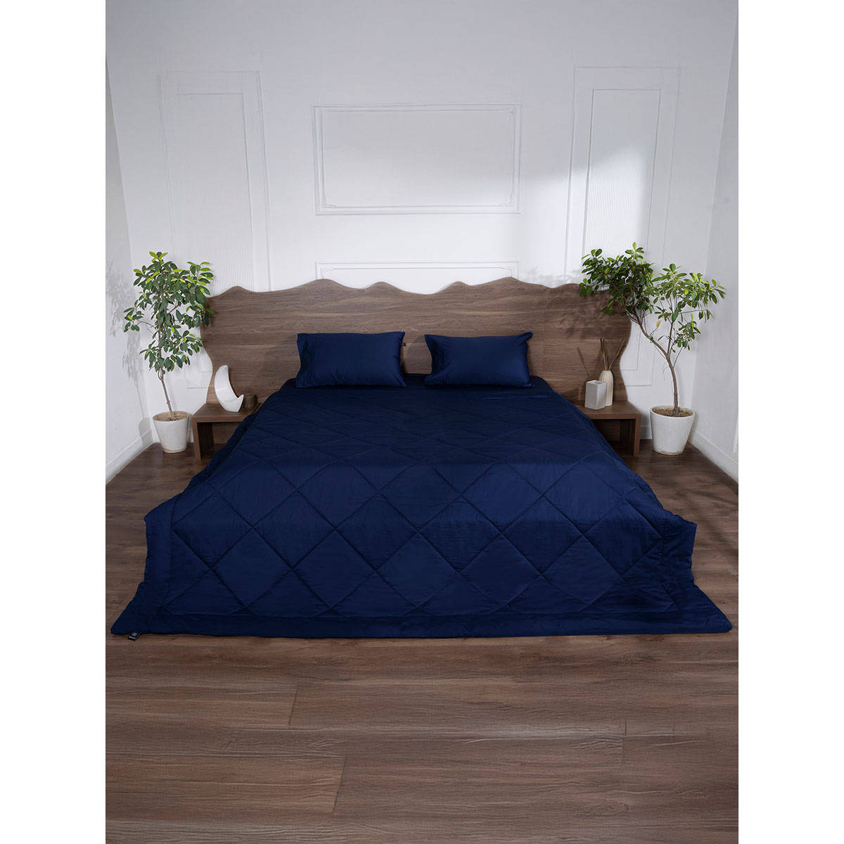 BELIHODE All Season 300 TC Navy Blue Pure cotton Comforter (King)