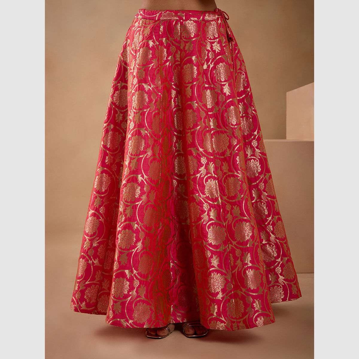 Buy SIDDIQUI SISTERS' WOMEN RED AND GOLDEN BROCADE SKIRT at Amazon.in