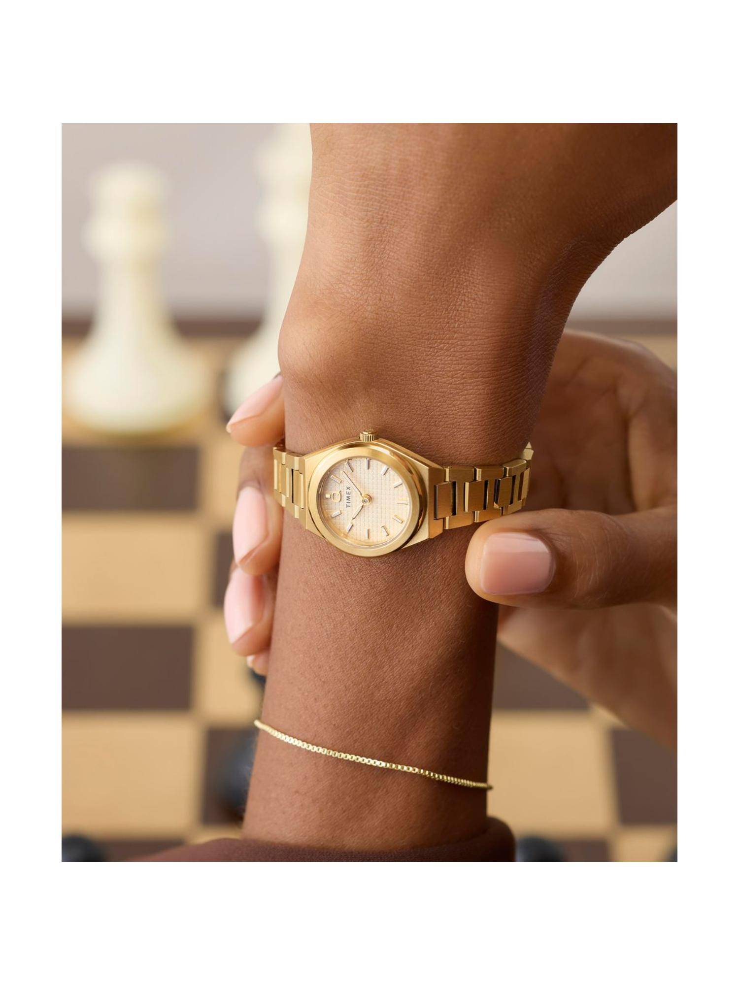 Timex Q Round 24Mm Gold Dial Analog Women Watch (Tw2Y68300Uj) (M)