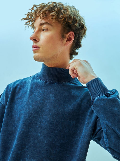 Buy Bewakoof Men Blue Solid Oversized Sweatshirt Online