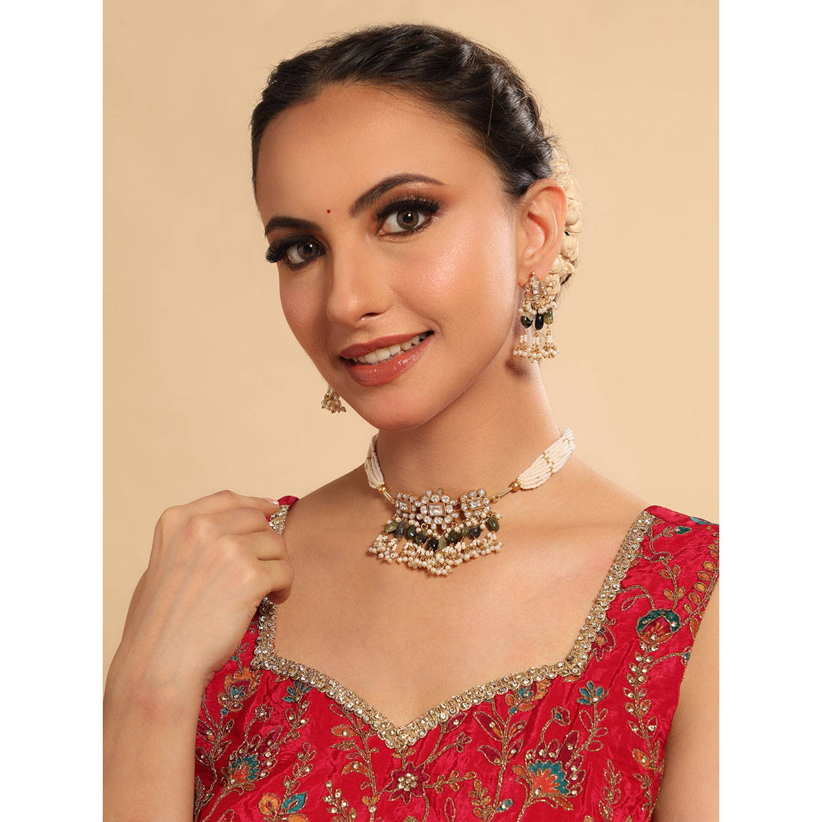 Nuyug 22K Gold Plated Green Pearl Dew Heritage Choker Necklace Set