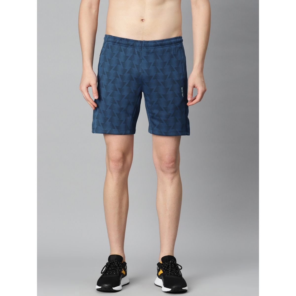 Mens sports shorts online clearance india