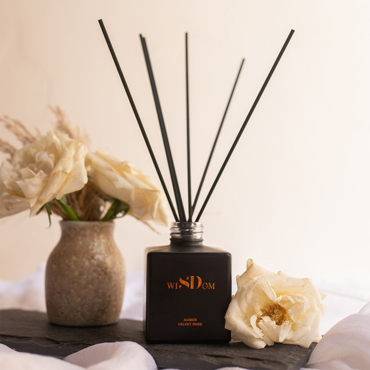 wiSDom by Sheetal Desai Amber & Velvet Rose Luxury Scented Reed ...