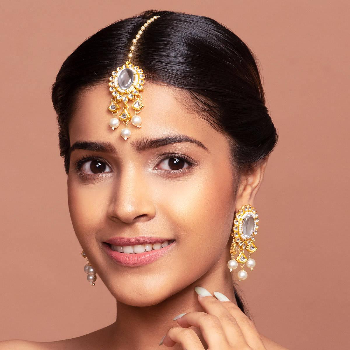 Fida Wedding Gold Kundan & Pearl Earring & Maang Tikka Jewellery Set For Women