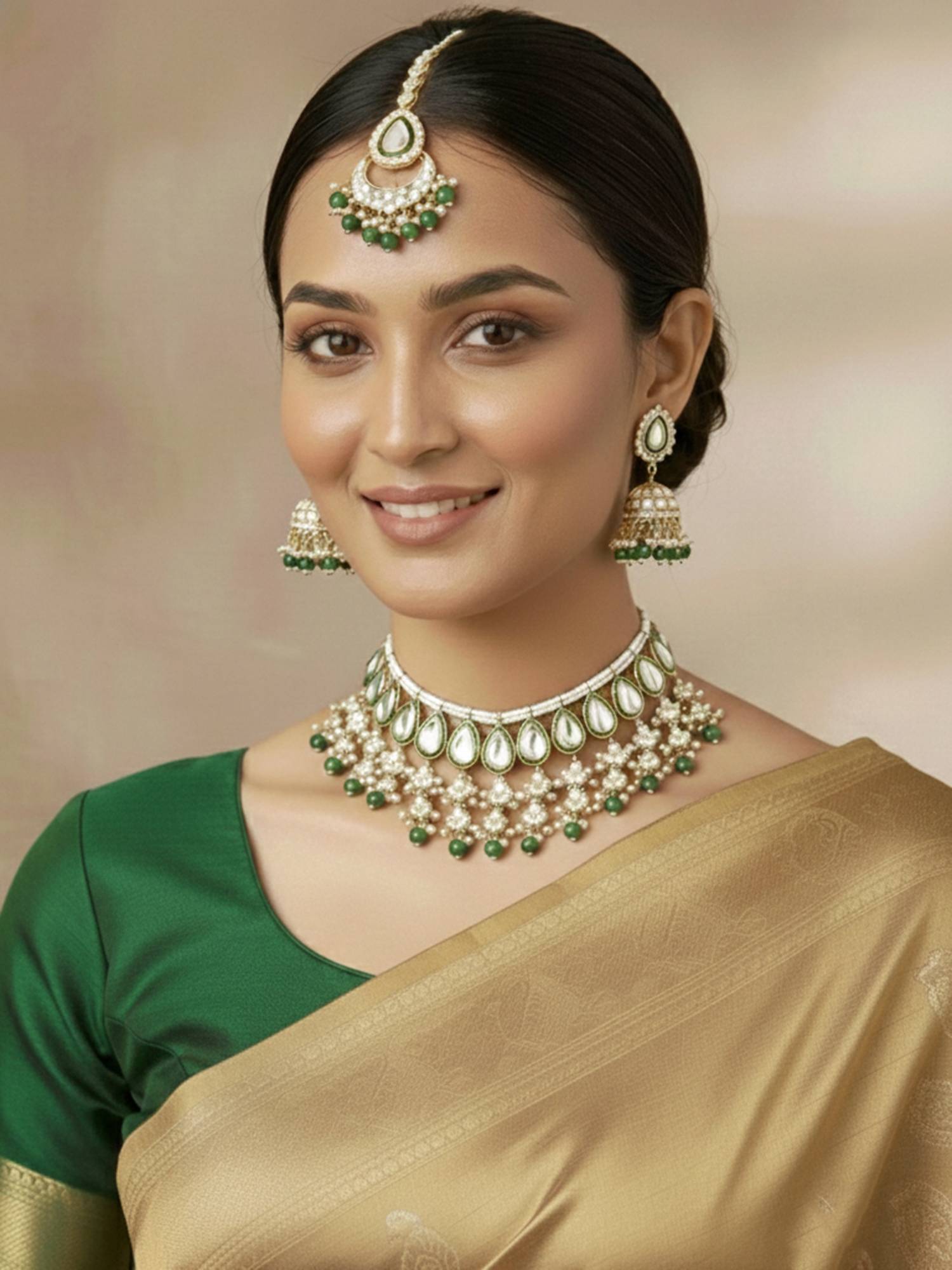 Peora Gold Plated Kundan Beads Studded Jewellery Set