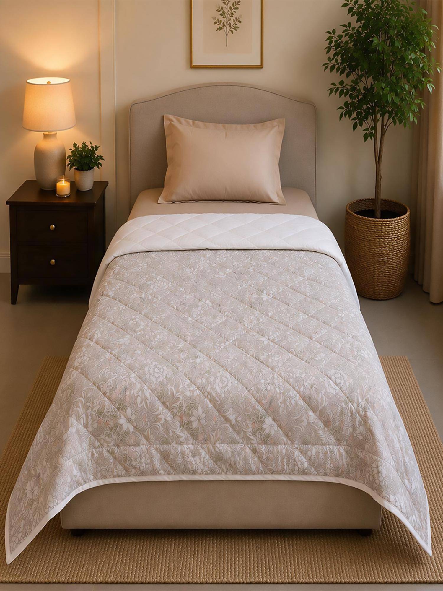 Linen Home Cotton Reversible Ac Blanket Single Size Damask Pink and White