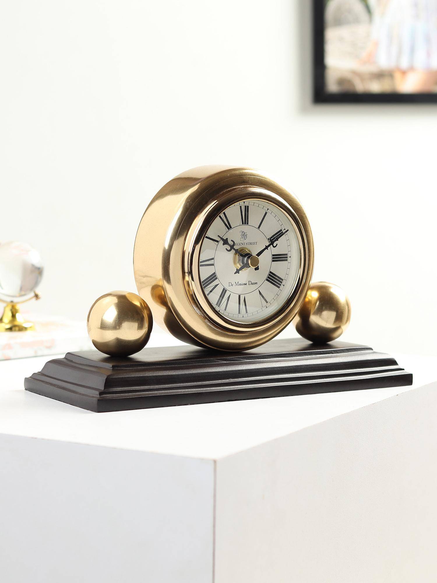 De Maison Decor Orbitron Table Clock In Gold