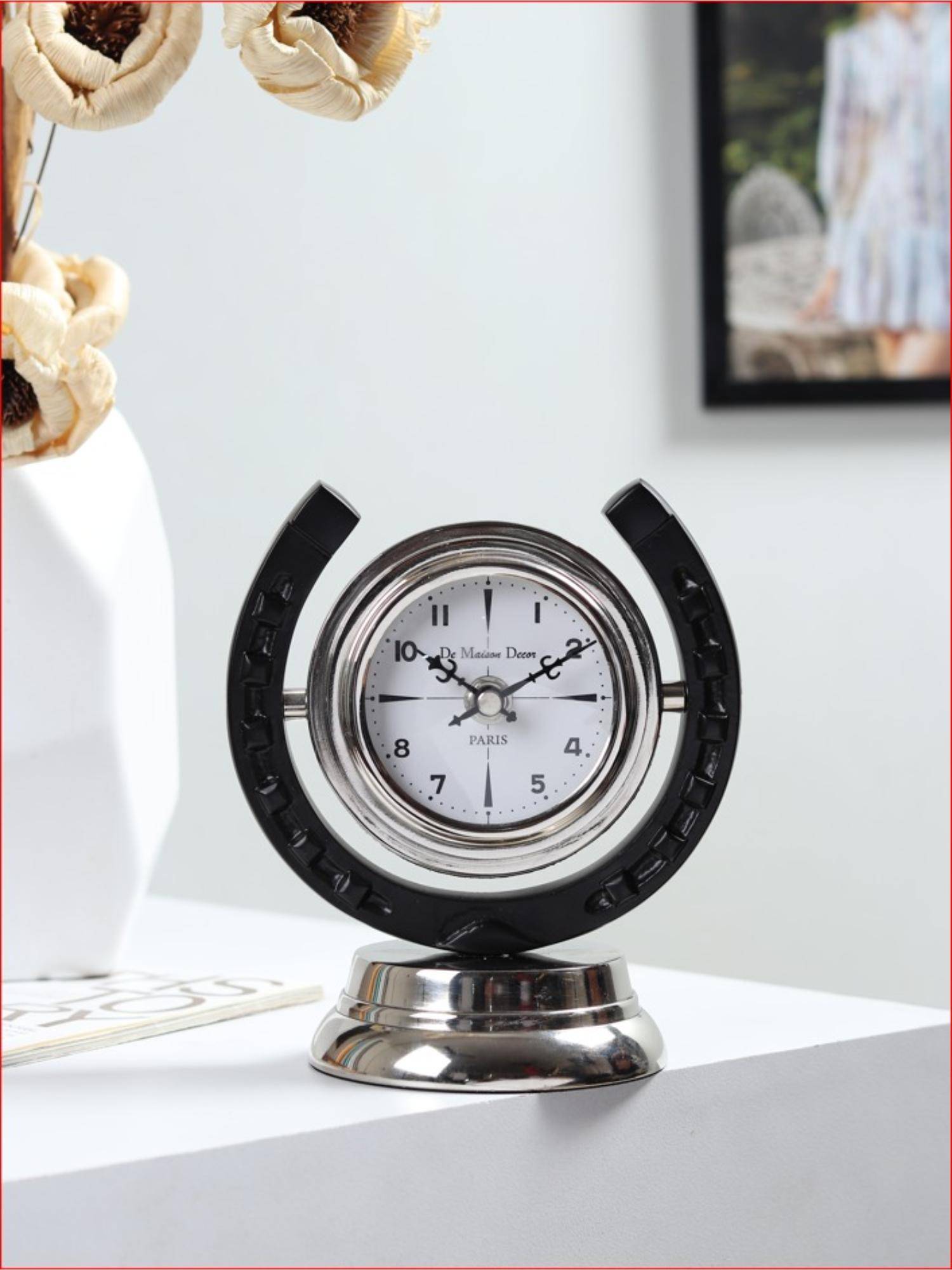 De Maison Decor Equestrian Clock In Silver