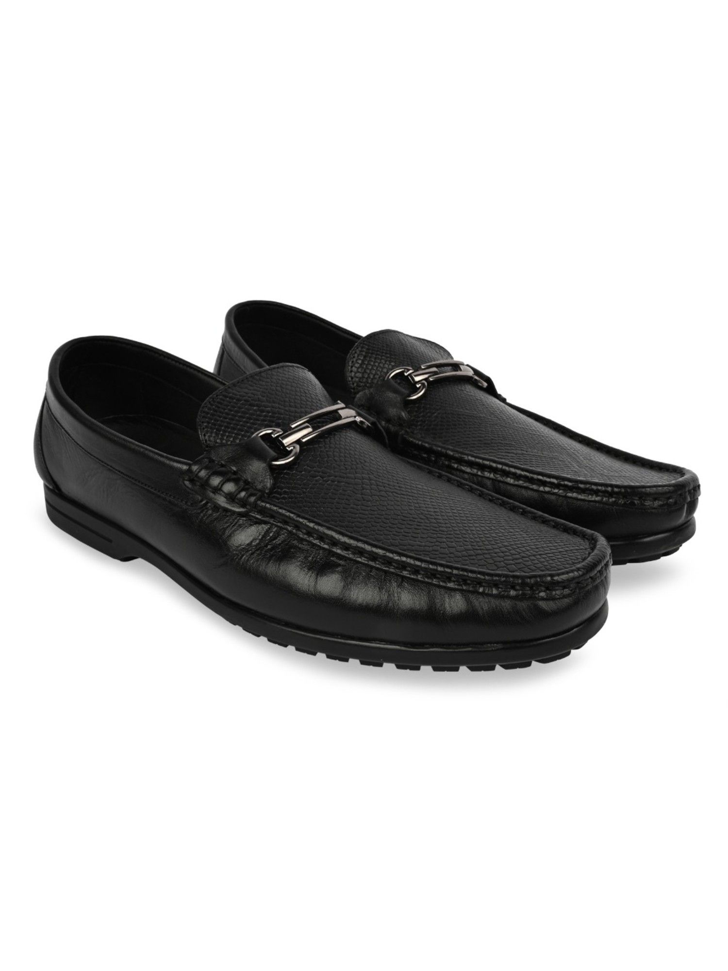 Buy REGAL Men Black Leather Loafers Online