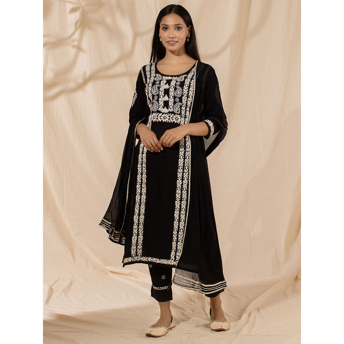 Indian Kurti Lovely Black Long Kurta Lucknow Chikankari Hand | Etsy | Black  lace crop top, Kurti, Dress neck designs