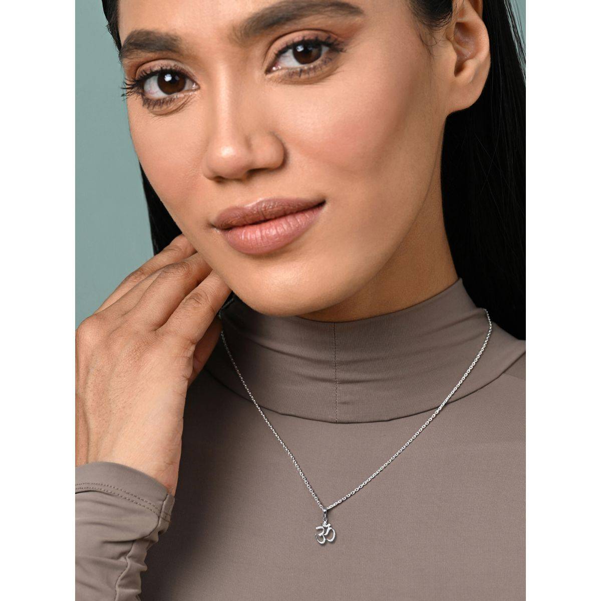 CLARA 925 Silver Platinum Plated Necklace