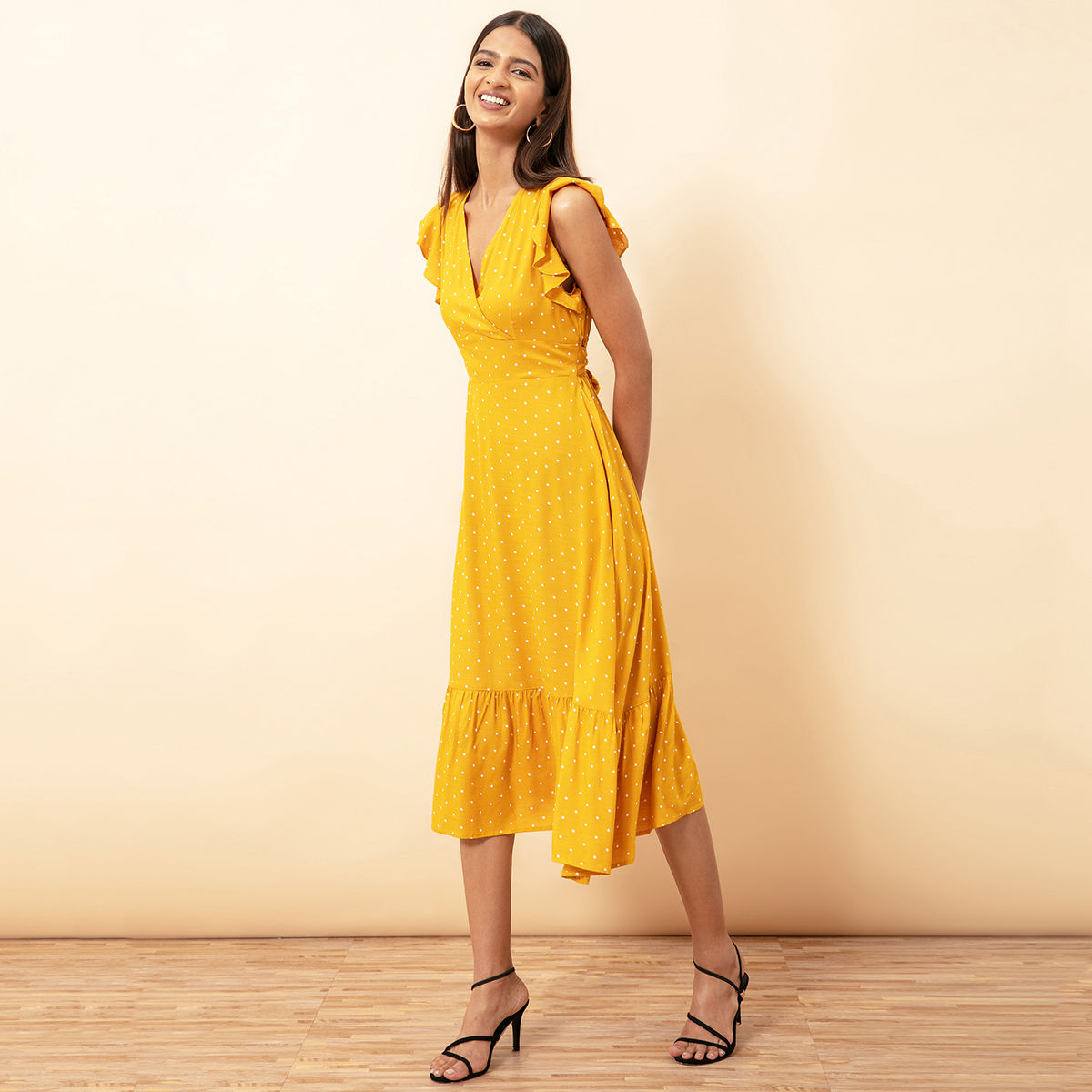 nykaa yellow dress