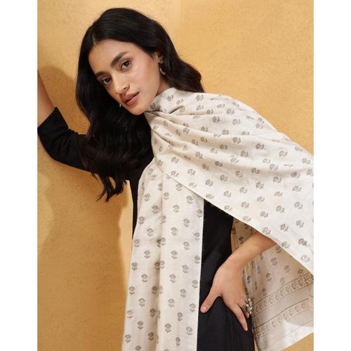 Buy Fabindia Off White Silk Printed Stole Online