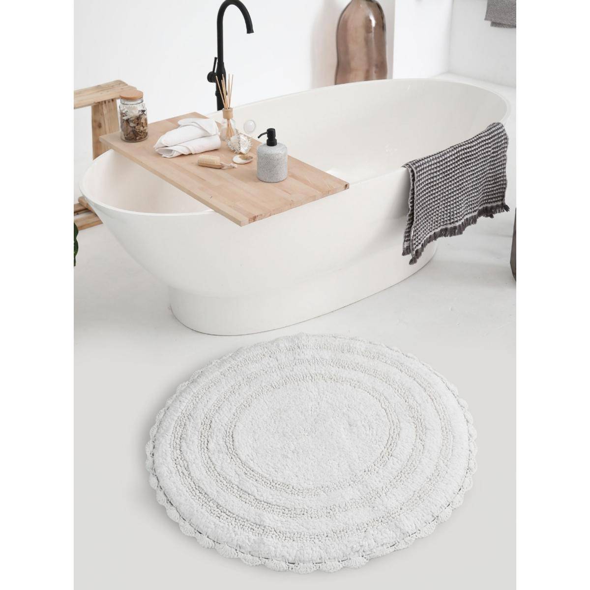 Sashaa World White Round Reversible Crochet Bathmat