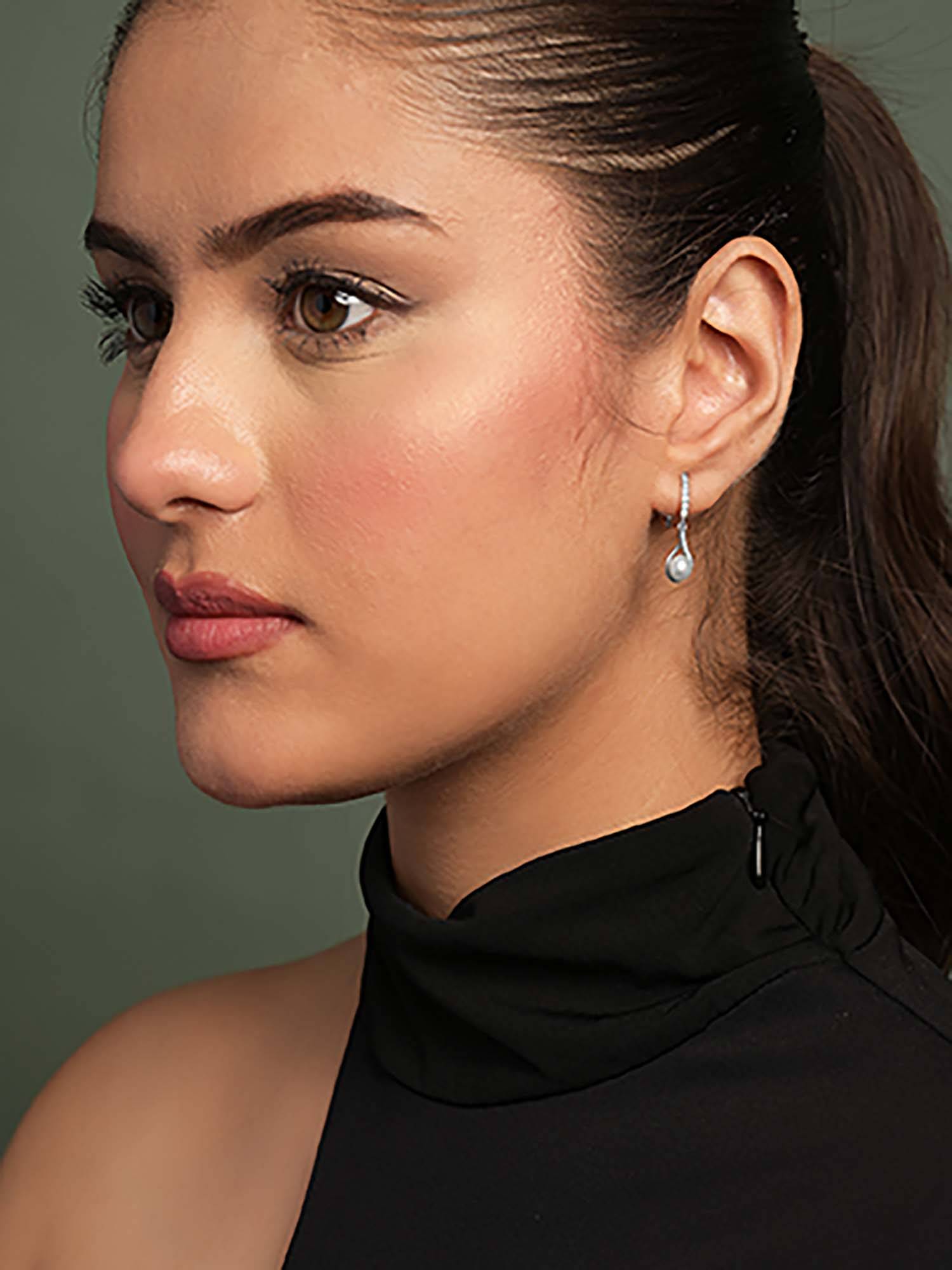 CLARA 925 Silver Platinum Plated Minimal Daily Wear Etoile Pearl Drop Earrings