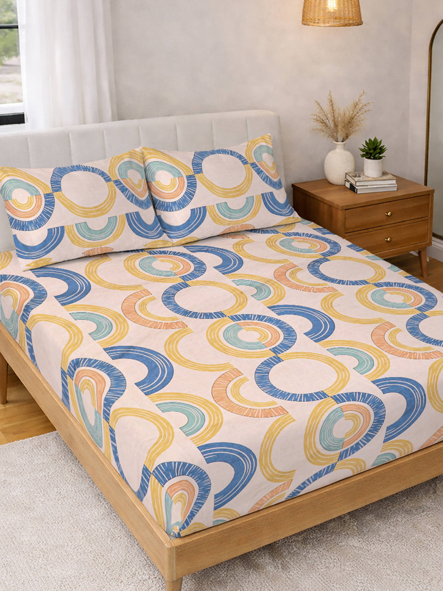 FABINALIV Multi-Color Geometric 300 Tc Polycotton Fitted Bedsheet with 2 Pillow Covers (King)