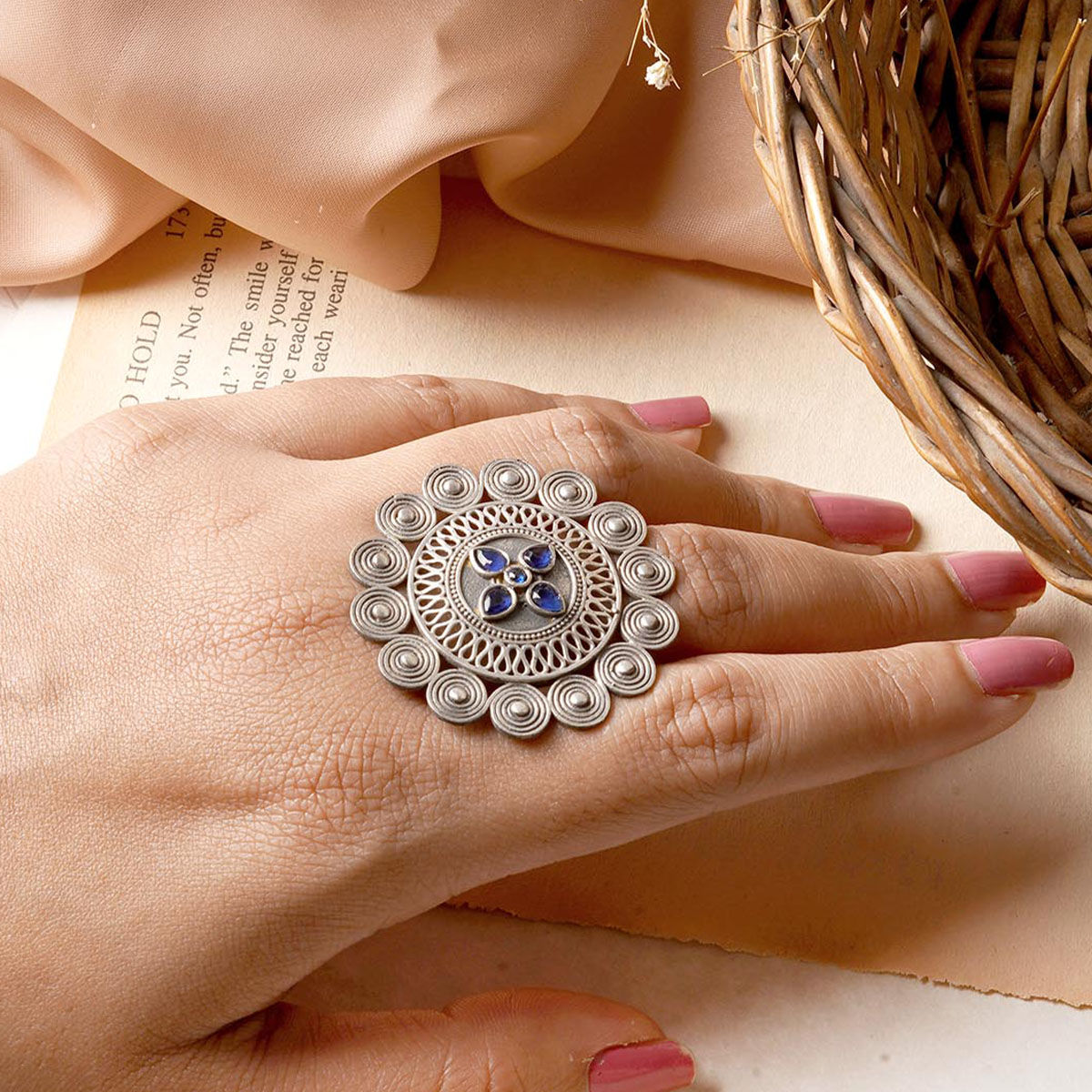 Buy Frida Platinum Ring For Women Online | CaratLane