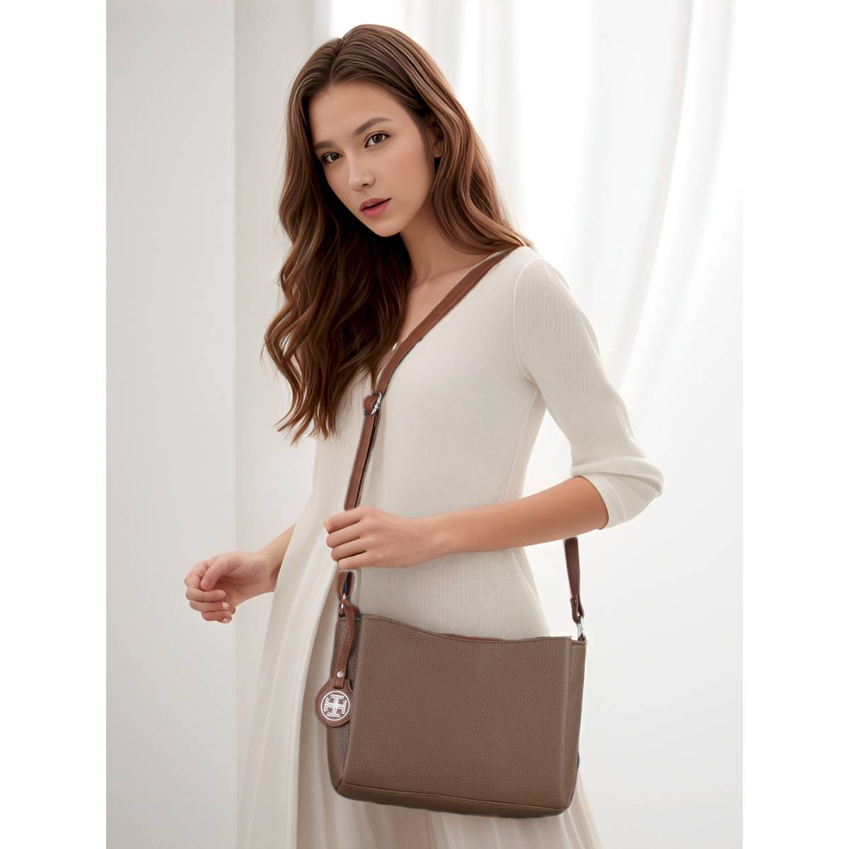 Toteteca Womens Brown Multicompartment Sling Bag