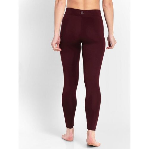 Buy Jockey Mw20 Women's Microfiber Elastane Performance Leggings With Stay  Dry Treatment - Purple Online