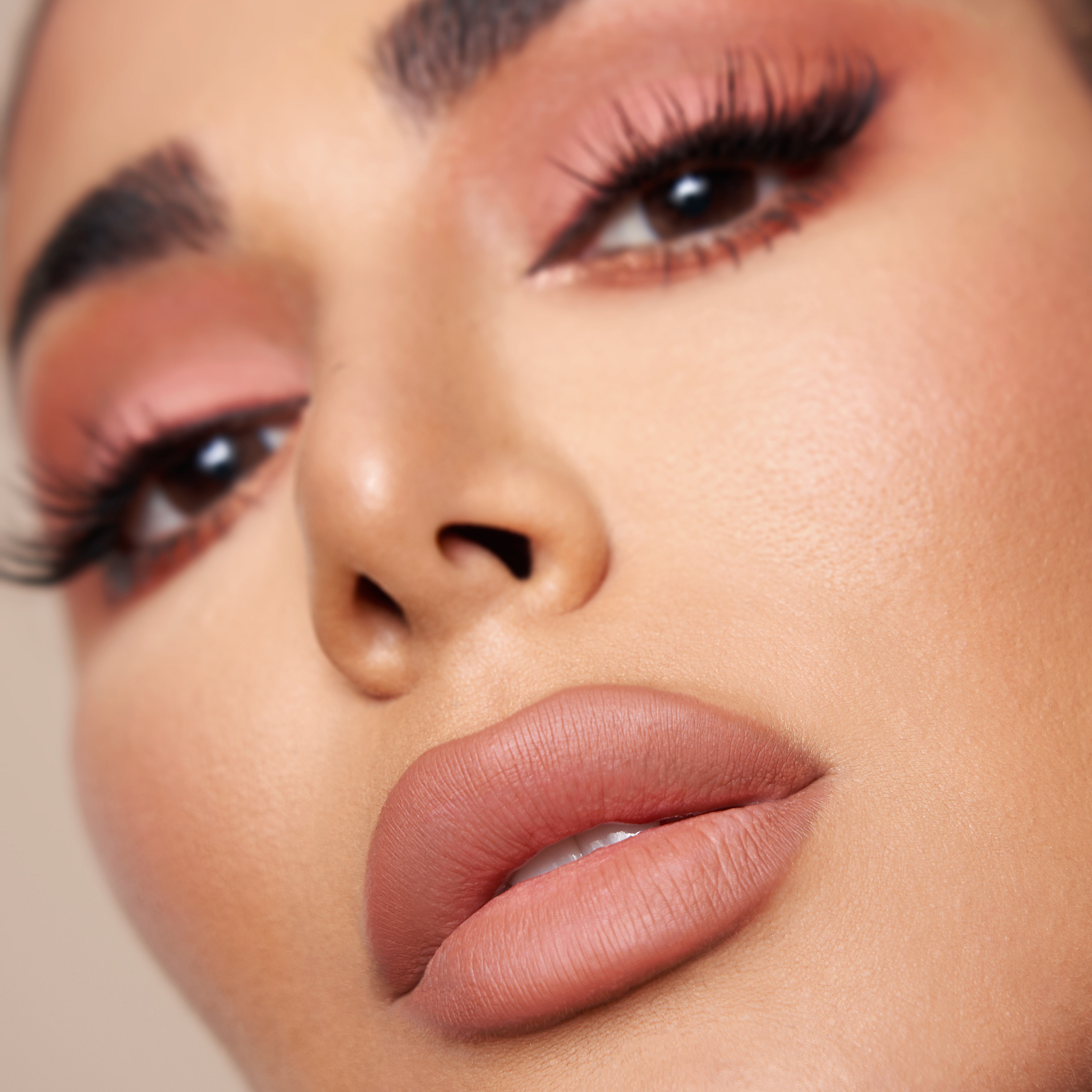 Huda Beauty Lip Contour 2.0 Honey Beige Buy Huda Beauty Lip Contour