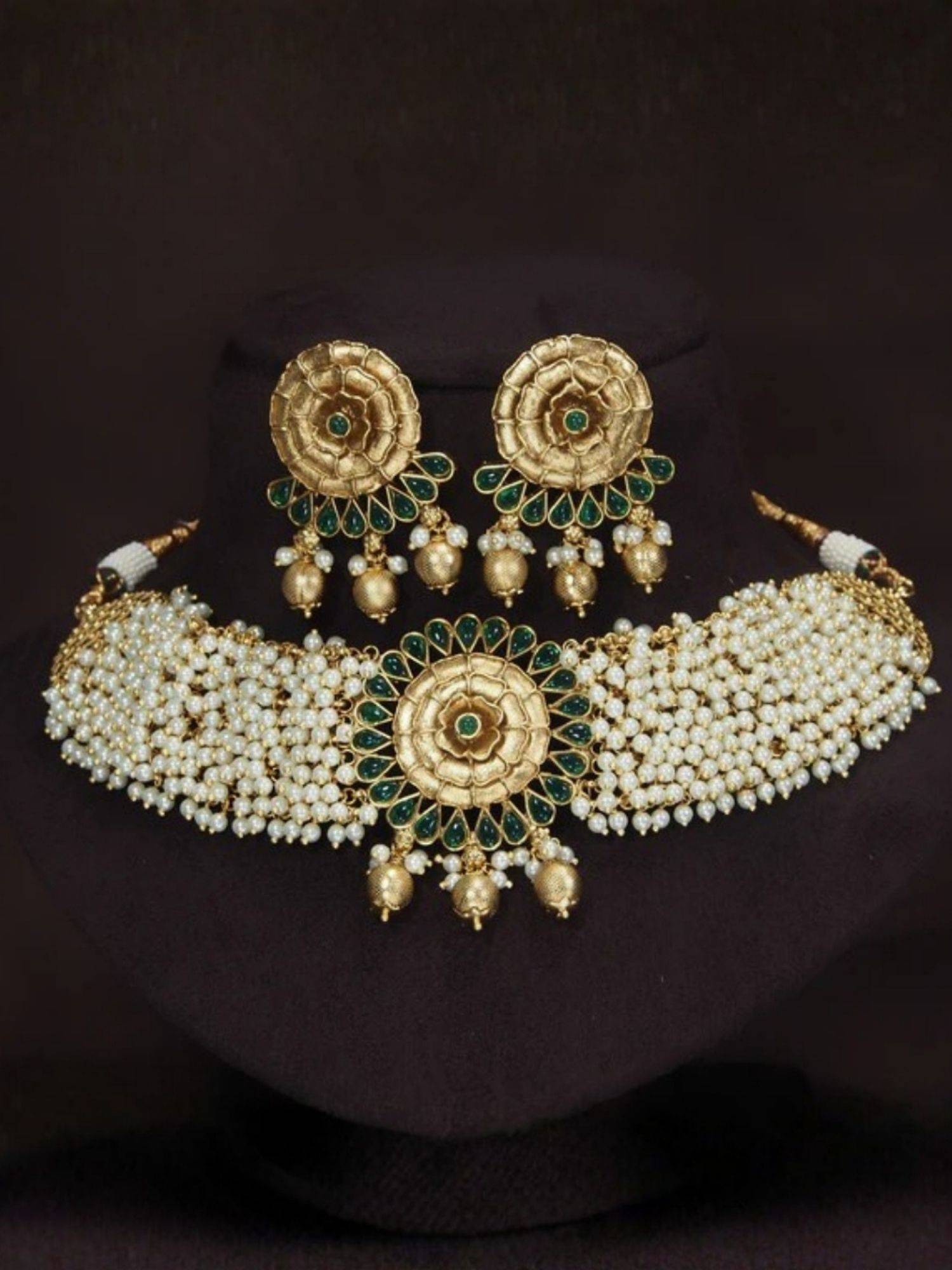 I Jewels Gold-Plated Polka Kundan Studded And Pearl Beaded Jewellery Set