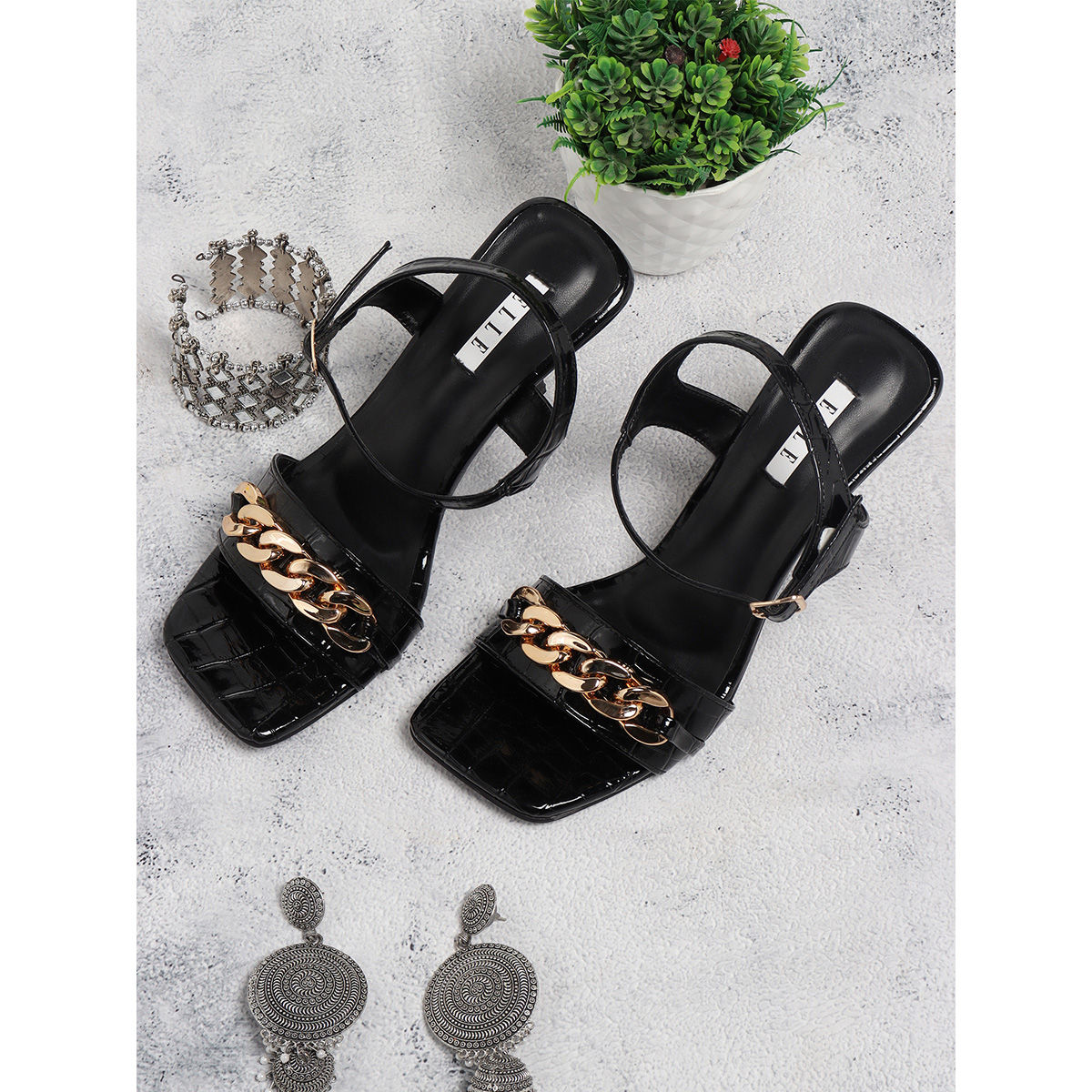 Black best sale buckle sandals