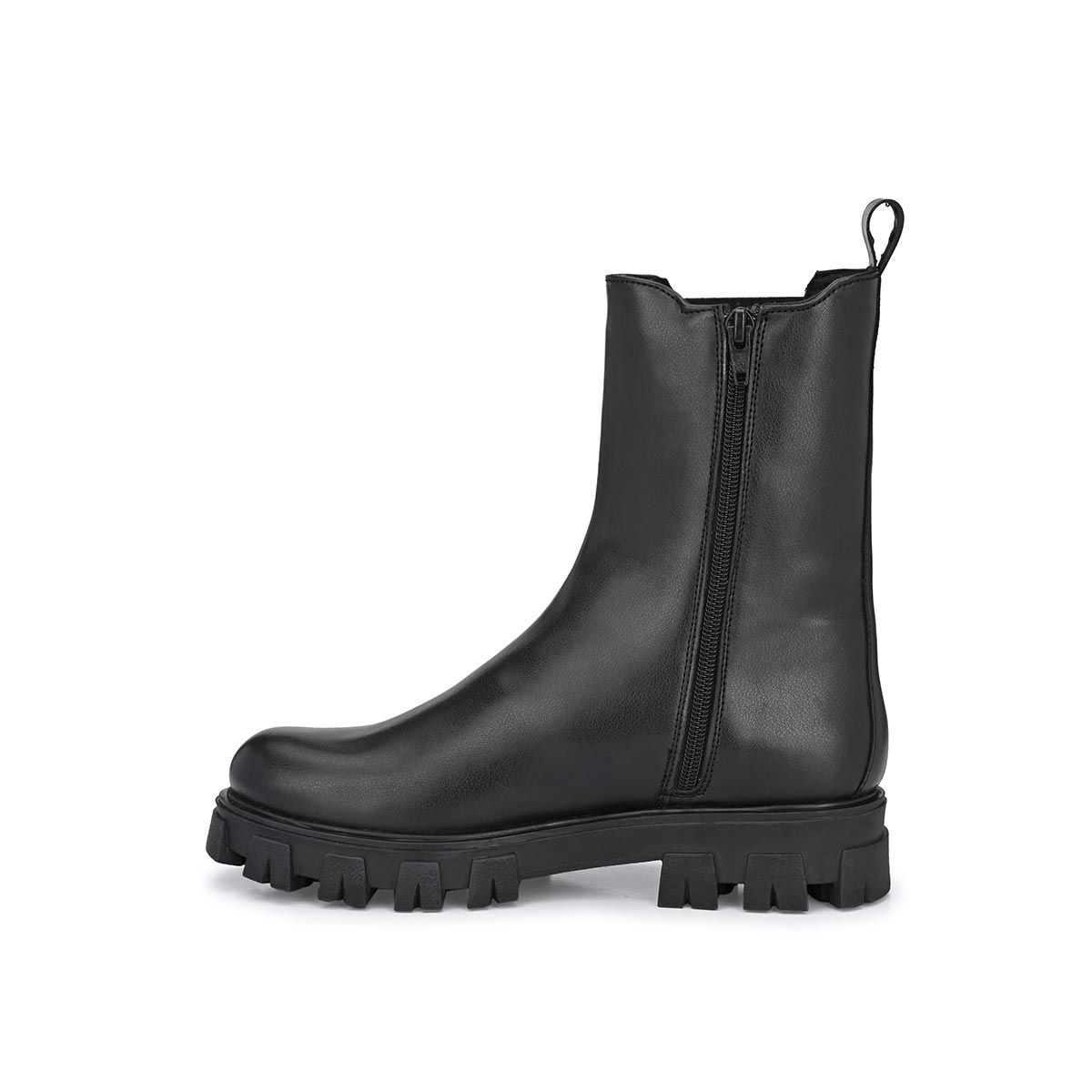 Buy Delize Black Solid Chelsea Boots Online