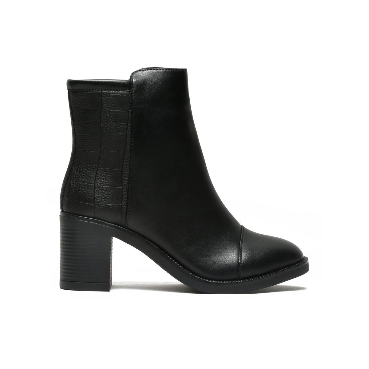 Buy Bruno Manetti Womens Chelsea Boots Black Online