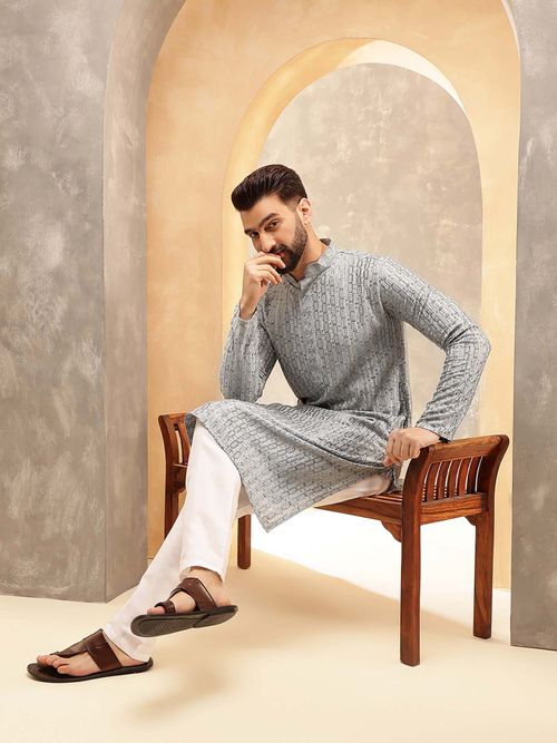 Sojanya (dal 1958 pigiama da uomo in seta jacquard Kurta e