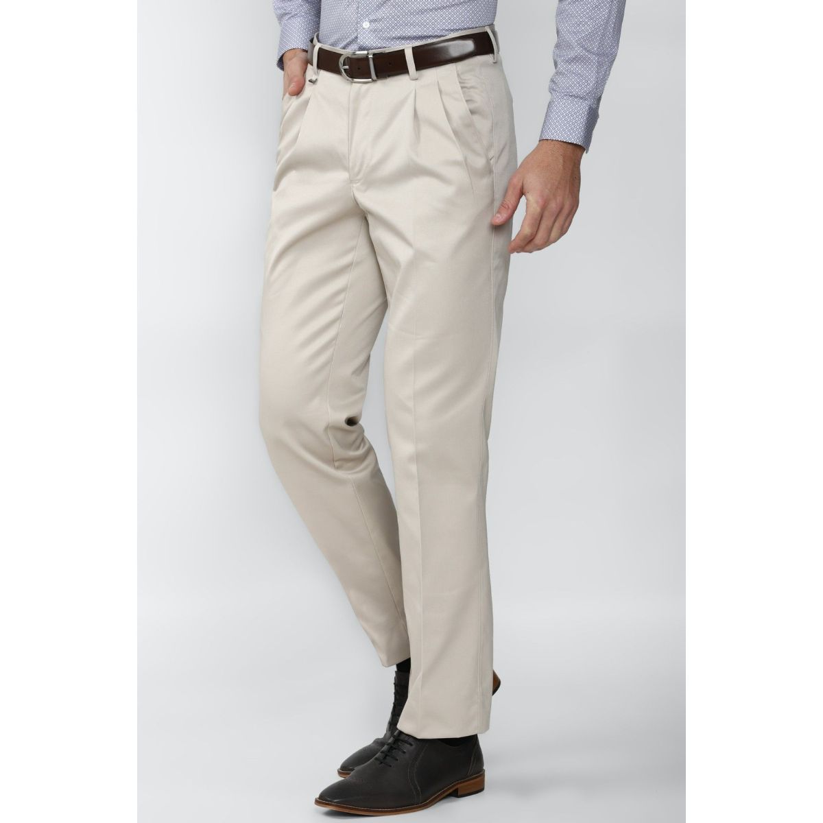 VAN HEUSEN Tapered Men Light Green Trousers - Buy VAN HEUSEN Tapered Men  Light Green Trousers Online at Best Prices in India | Flipkart.com