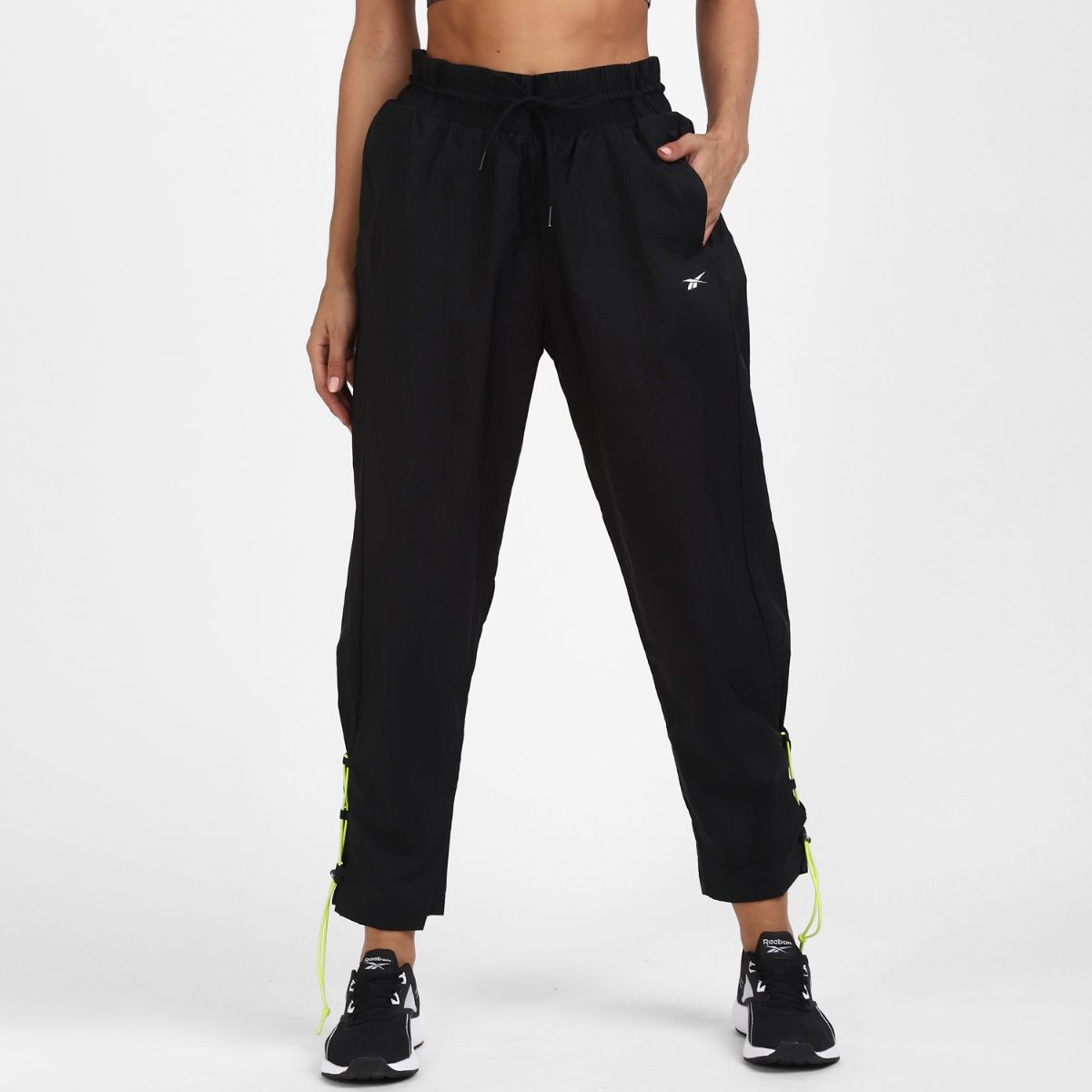 Reebok Track Pants  Buy Reebok Te Linear Logo Fl Pant Red Training Track  Pant Online  Nykaa Fashion