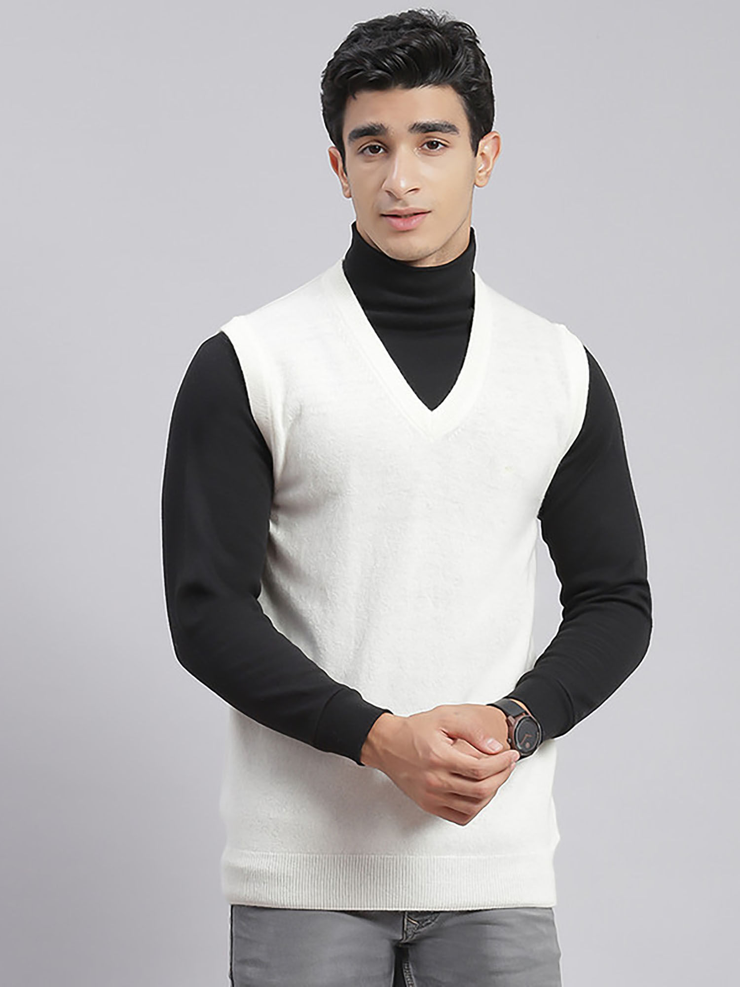 Monte carlo outlet white sweater