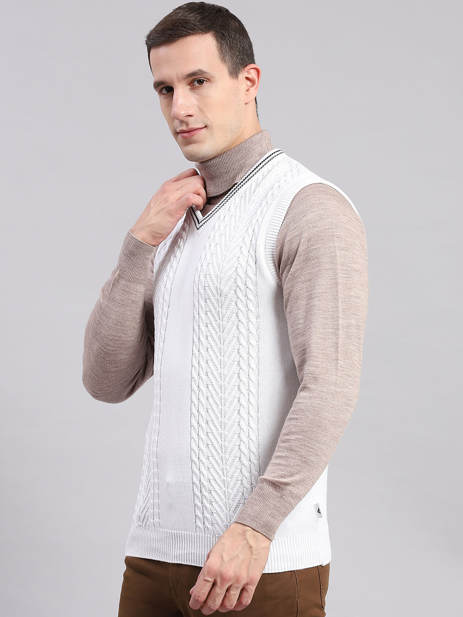 Monte carlo hotsell white sweater