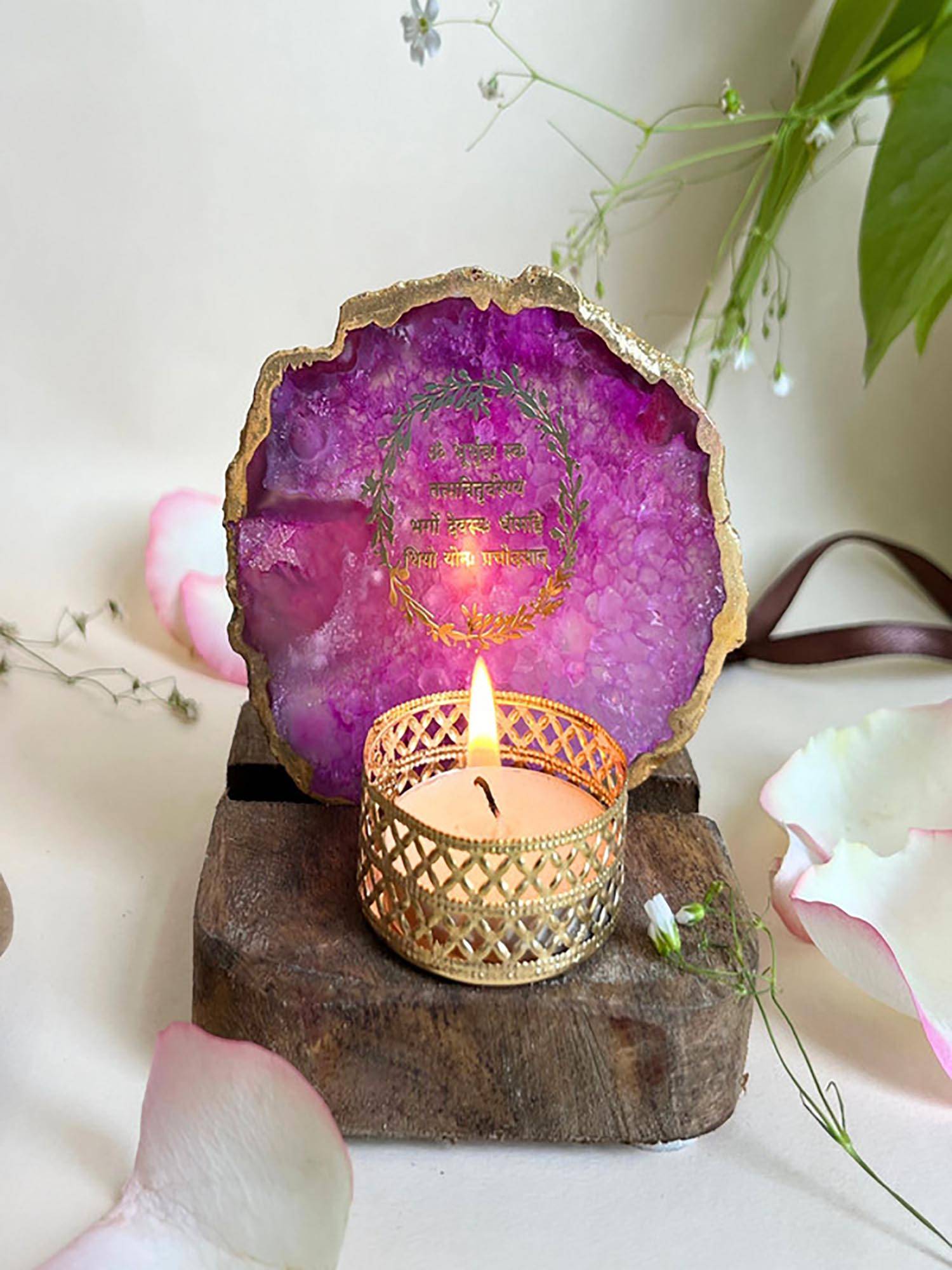 Homearte Gayatri Mantra Agate Wooden Base Tealight Holder-Pink
