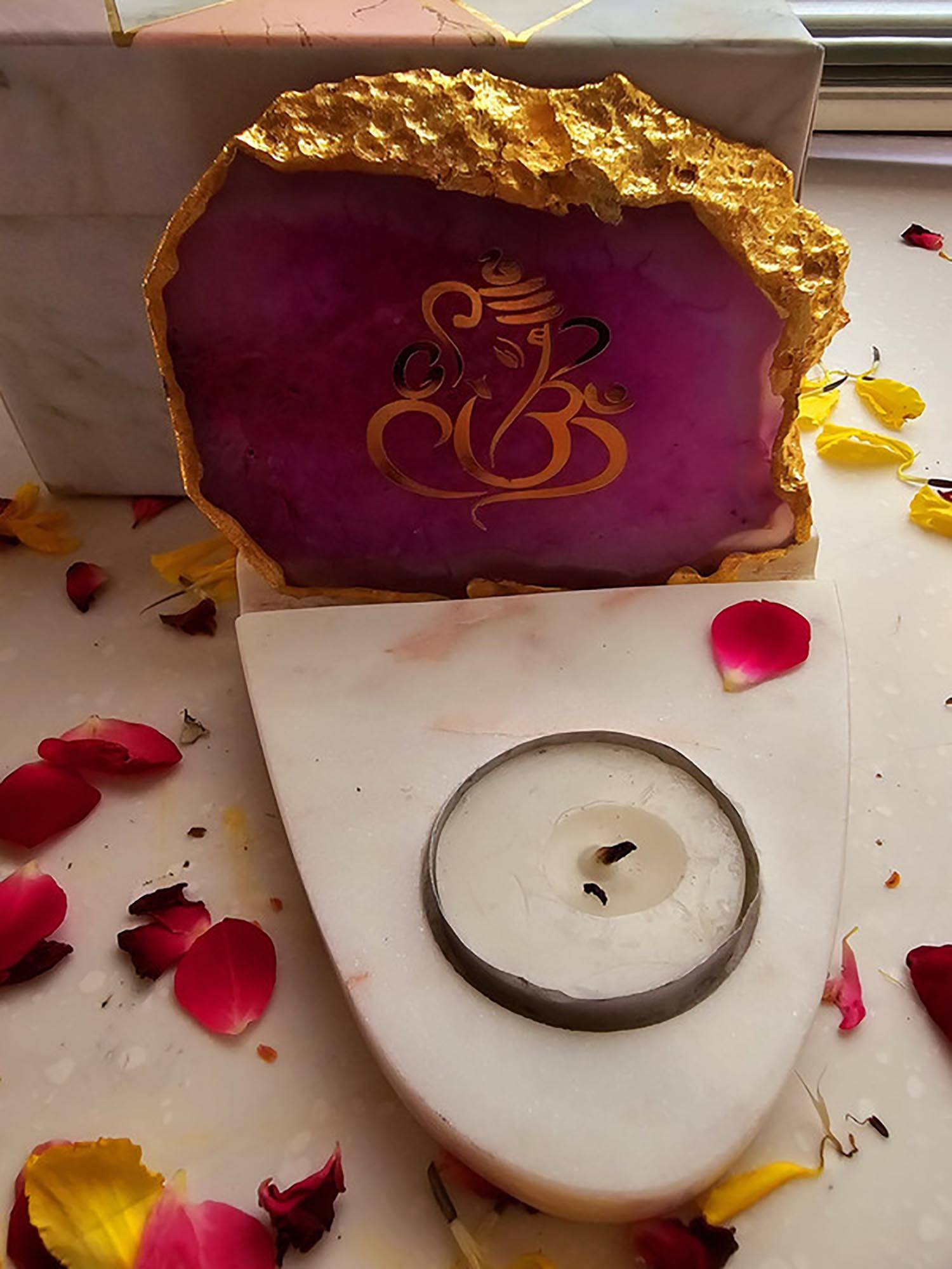 Homearte Ganesha Agate with Marble Base Front Side Tealight-Pink